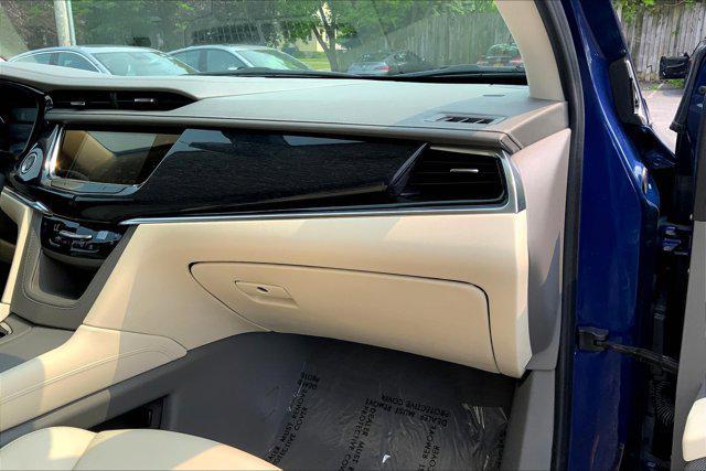 used 2023 Cadillac XT6 car, priced at $41,000