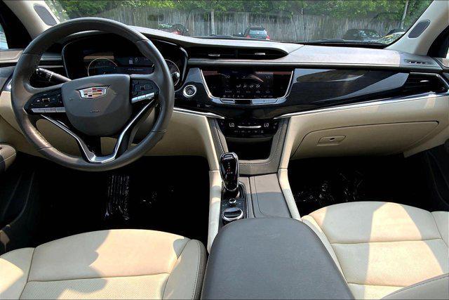 used 2023 Cadillac XT6 car, priced at $41,000