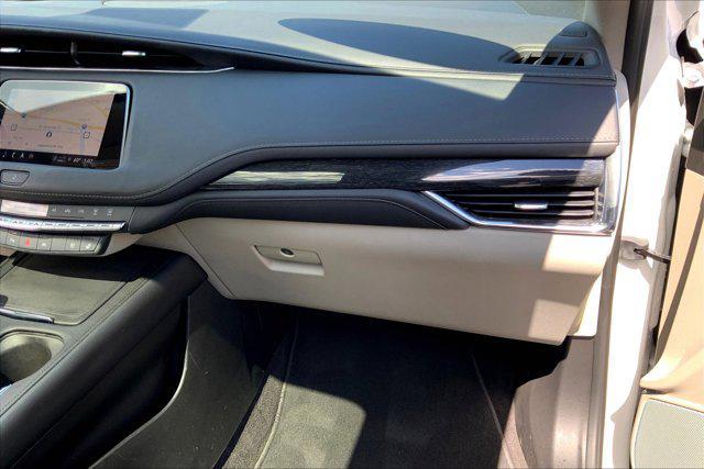 used 2023 Cadillac XT4 car, priced at $32,800