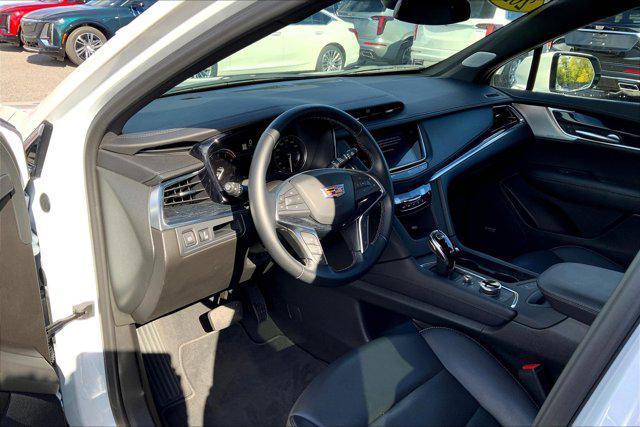 used 2025 Cadillac XT5 car, priced at $45,920