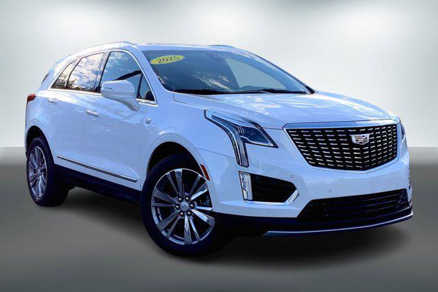 used 2025 Cadillac XT5 car, priced at $45,920