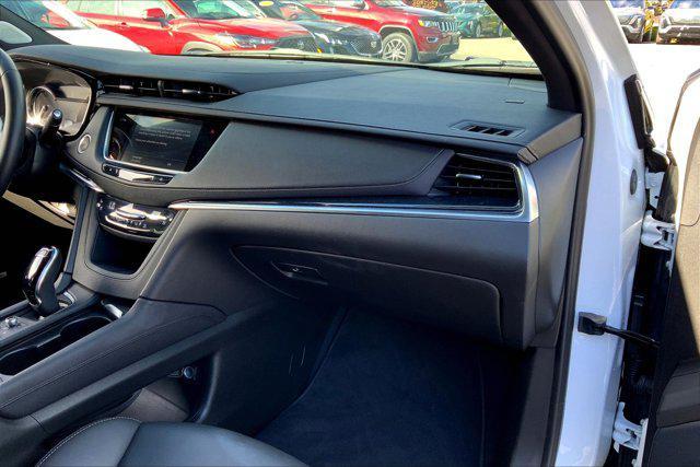 used 2025 Cadillac XT5 car, priced at $45,920