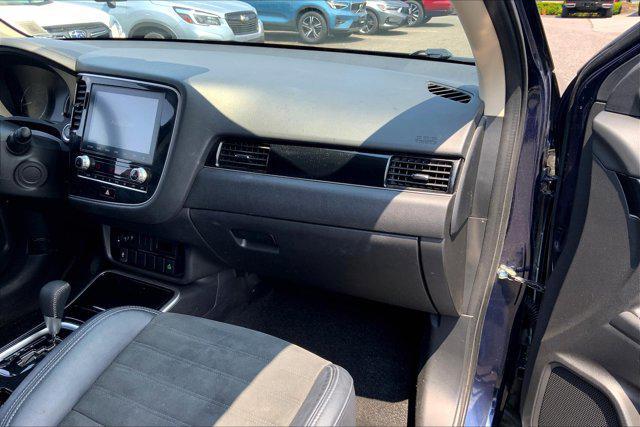 used 2020 Mitsubishi Outlander car, priced at $13,900