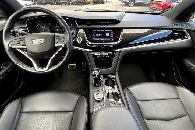 used 2022 Cadillac XT6 car, priced at $38,000