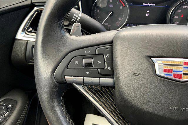 used 2022 Cadillac XT6 car, priced at $38,000