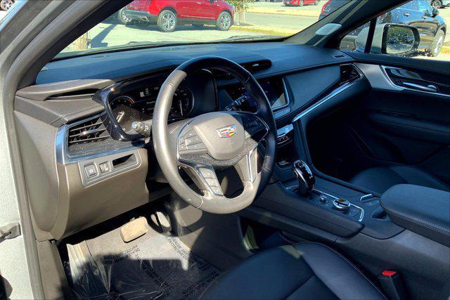 used 2023 Cadillac XT5 car, priced at $33,995