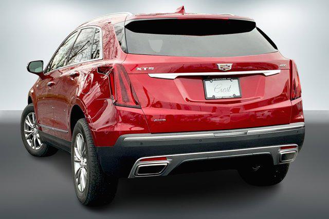 used 2022 Cadillac XT5 car, priced at $31,900