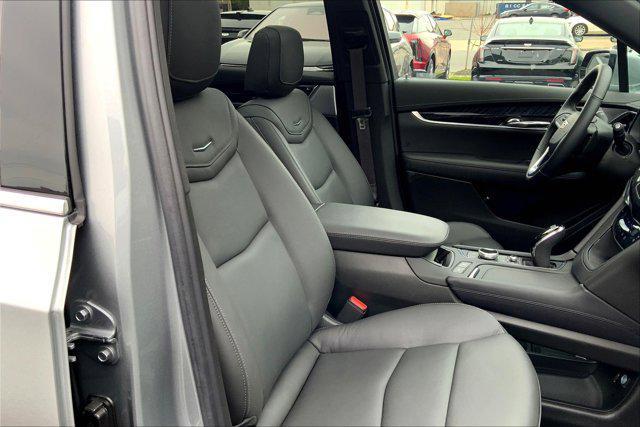 used 2025 Cadillac XT6 car, priced at $55,700