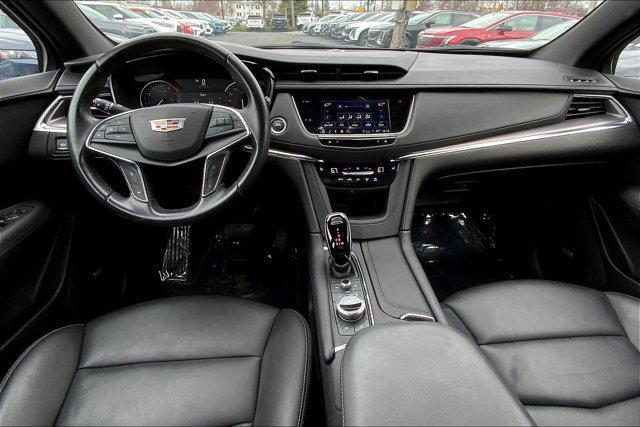 used 2022 Cadillac XT5 car, priced at $30,500