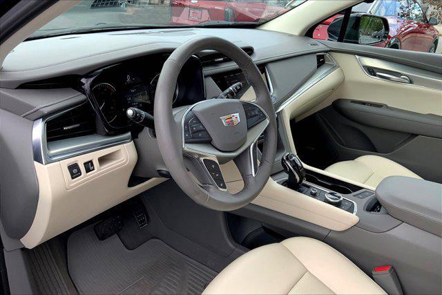 used 2022 Cadillac XT5 car, priced at $31,500