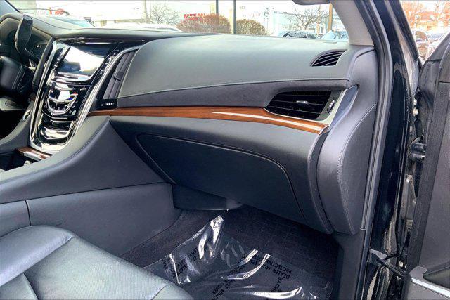 used 2020 Cadillac Escalade car, priced at $33,900