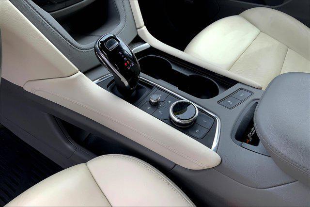 used 2022 Cadillac XT5 car, priced at $28,000