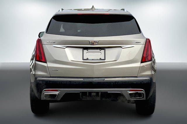 used 2022 Cadillac XT5 car, priced at $28,000