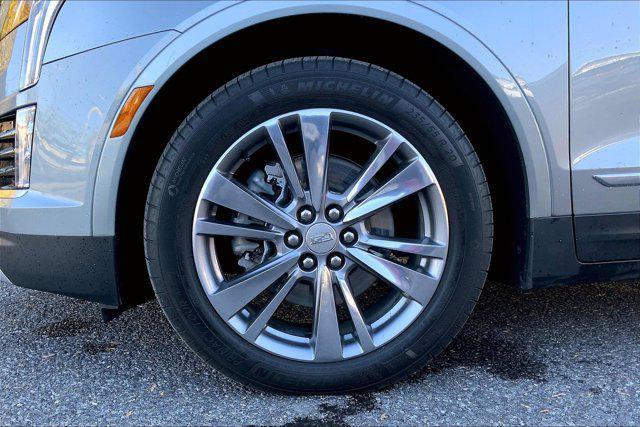 used 2025 Cadillac XT5 car, priced at $46,850