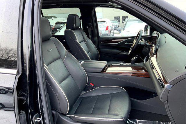 used 2022 Cadillac Escalade ESV car, priced at $69,000