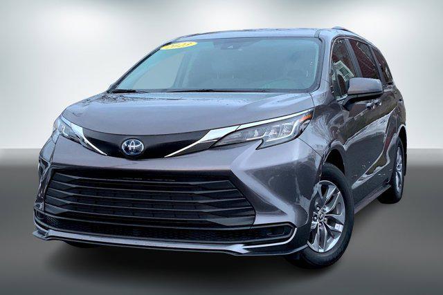 used 2023 Toyota Sienna car, priced at $39,500