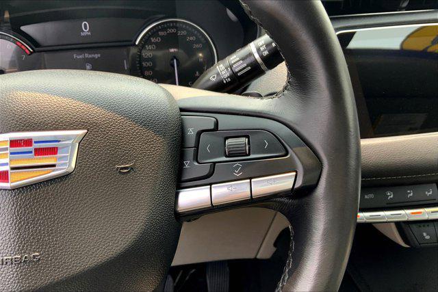 used 2023 Cadillac XT4 car, priced at $29,900