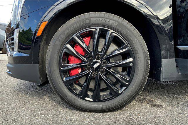 used 2023 Cadillac XT5 car, priced at $39,800