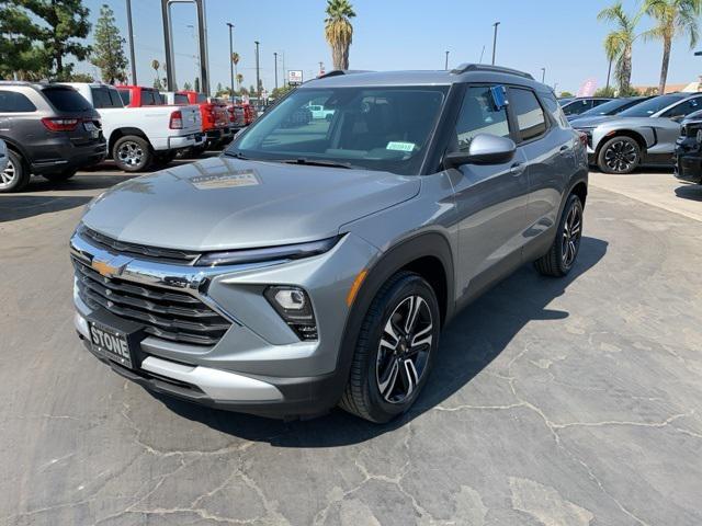 new 2025 Chevrolet TrailBlazer car, priced at $29,715