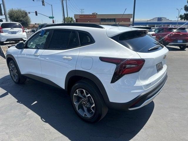 new 2025 Chevrolet Trax car, priced at $24,235