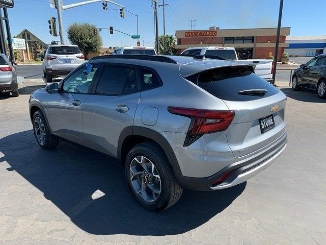 new 2025 Chevrolet Trax car, priced at $24,235