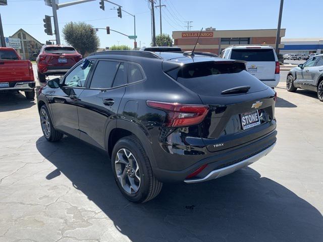 new 2025 Chevrolet Trax car, priced at $24,235