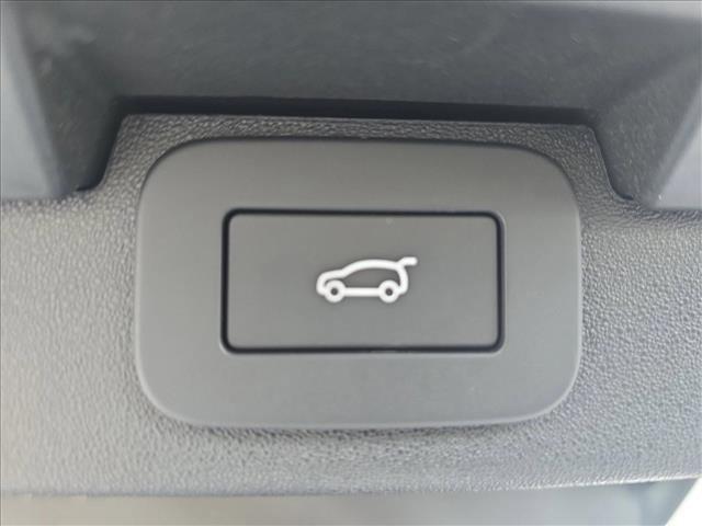 new 2026 Land Rover Discovery car, priced at $77,041