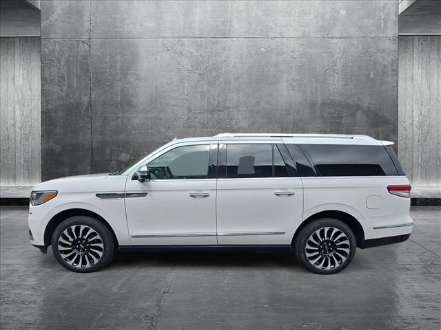 used 2024 Lincoln Navigator car, priced at $82,890