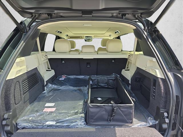 new 2025 Land Rover Range Rover car, priced at $158,465