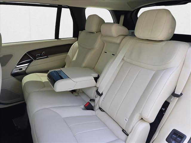 new 2025 Land Rover Range Rover car, priced at $158,465