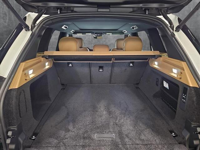 new 2025 Land Rover Range Rover car, priced at $126,690