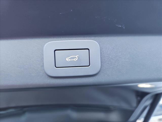 new 2025 Land Rover Range Rover Sport car, priced at $86,165