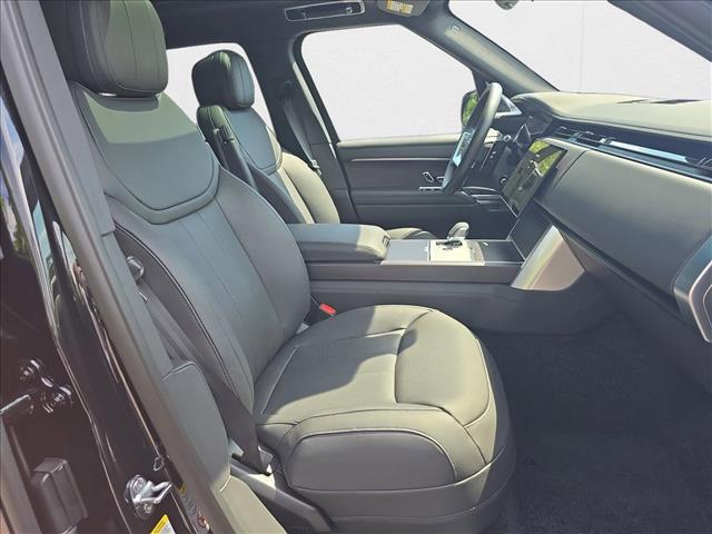 new 2025 Land Rover Range Rover car, priced at $141,535