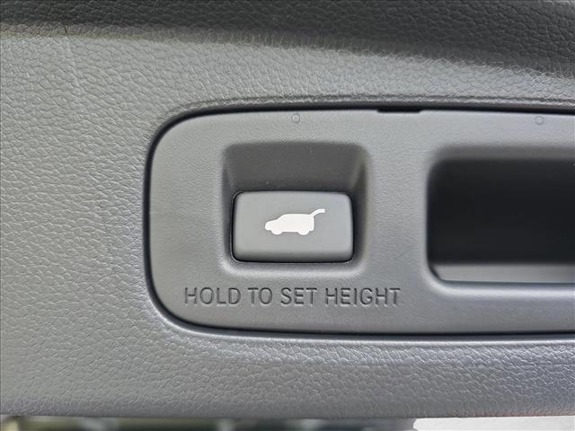 used 2025 Honda CR-V Hybrid car, priced at $34,990