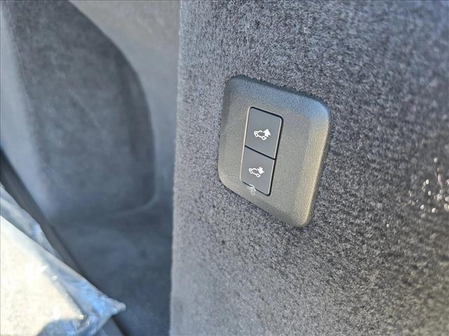 used 2020 Land Rover Range Rover Sport car, priced at $28,990
