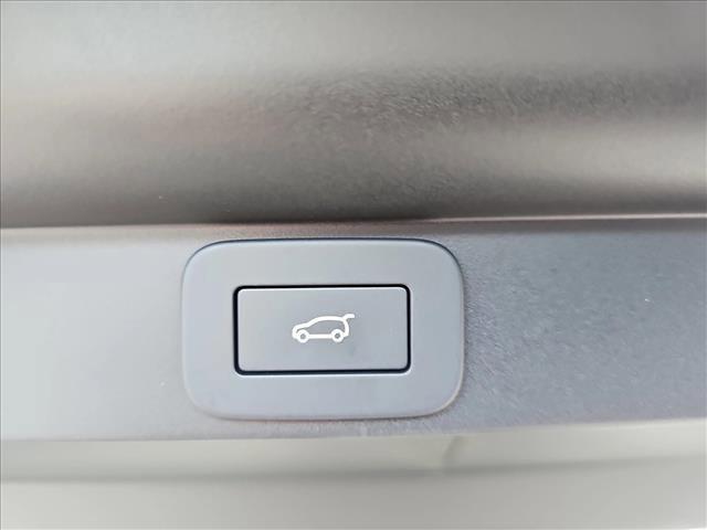 new 2025 Land Rover Range Rover car, priced at $142,030