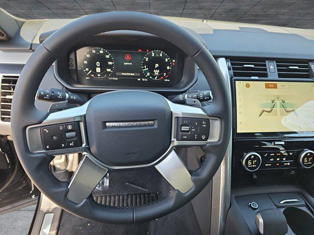 new 2025 Land Rover Discovery car, priced at $71,778