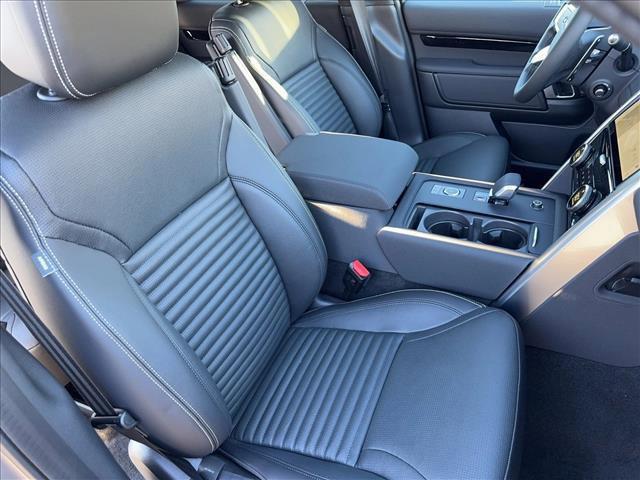 new 2025 Land Rover Discovery car, priced at $70,193