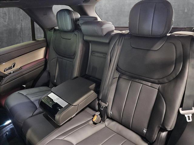 new 2025 Land Rover Range Rover Sport car, priced at $91,155