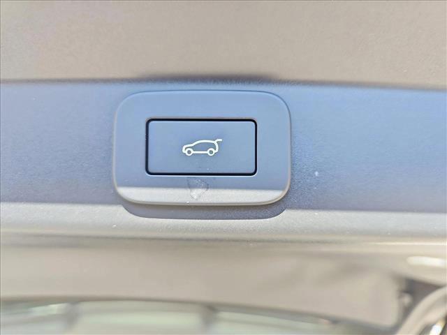 new 2025 Land Rover Range Rover Sport car, priced at $83,405