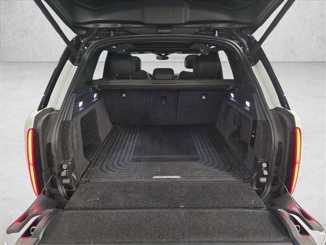 used 2023 Land Rover Range Rover car, priced at $97,990