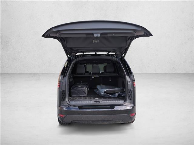used 2024 Land Rover Discovery car, priced at $48,690