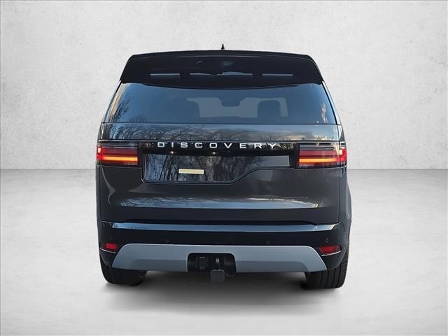 new 2026 Land Rover Discovery car, priced at $77,641