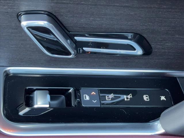 used 2025 Land Rover Range Rover car, priced at $111,990