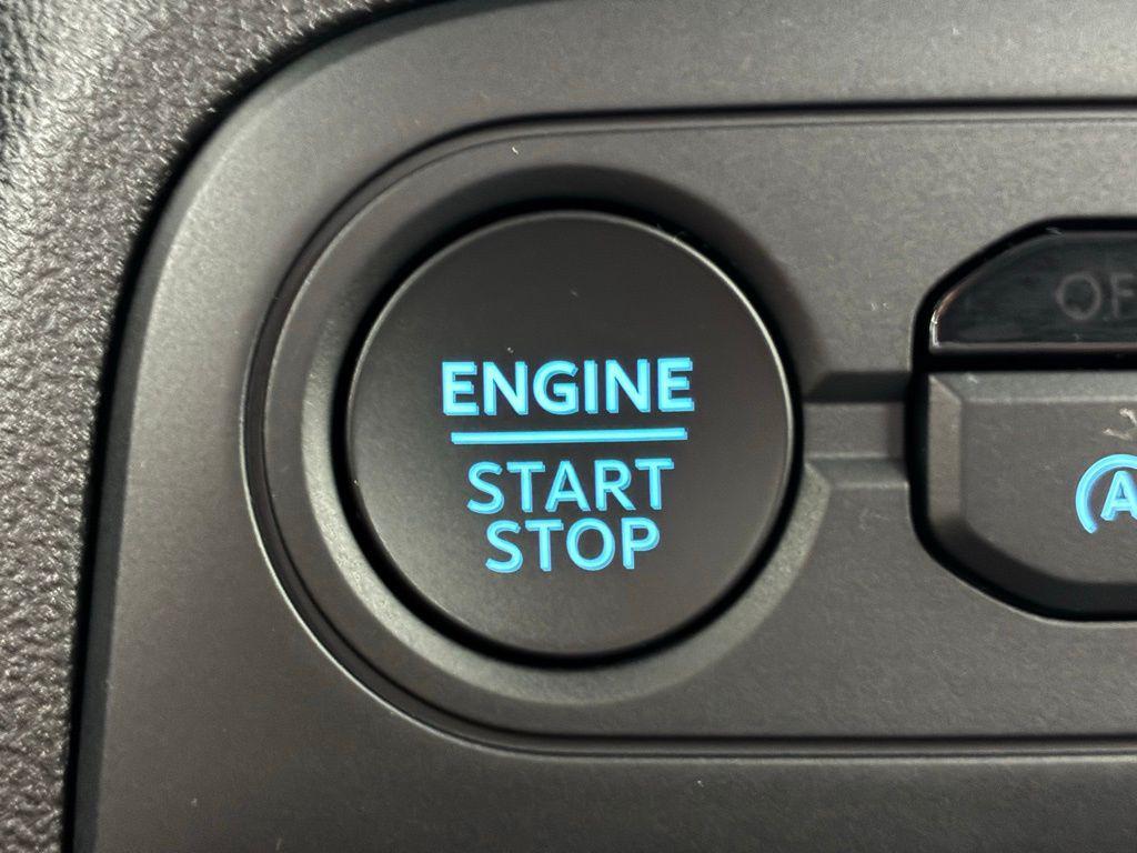 new 2025 Ford Bronco Sport car, priced at $35,139
