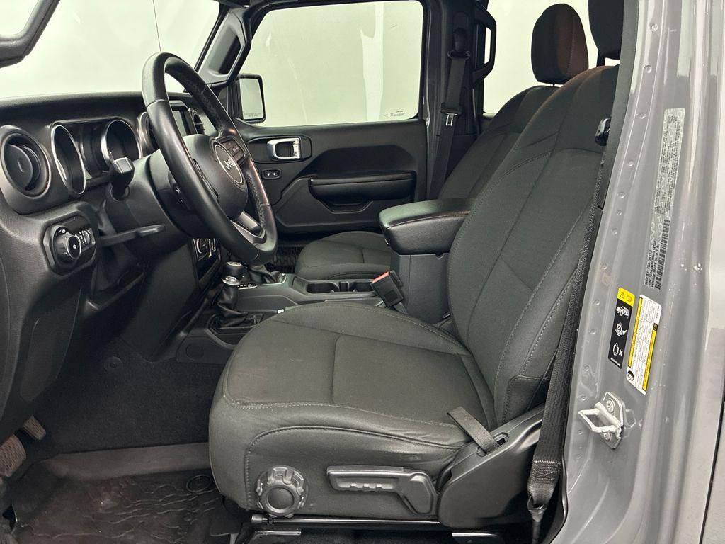 used 2021 Jeep Wrangler Unlimited car, priced at $25,734