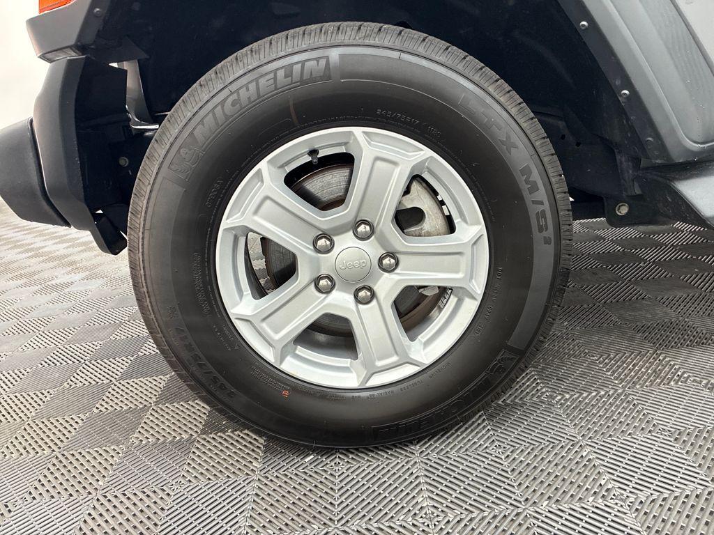 used 2021 Jeep Wrangler Unlimited car, priced at $25,734