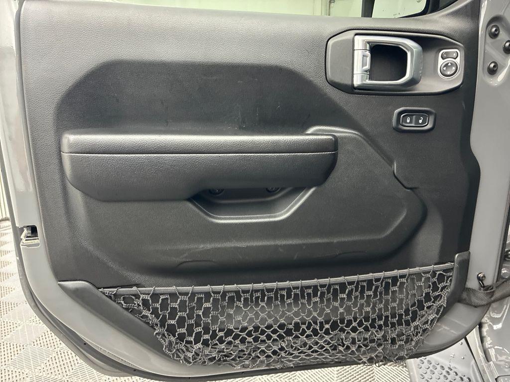 used 2021 Jeep Wrangler Unlimited car, priced at $25,734