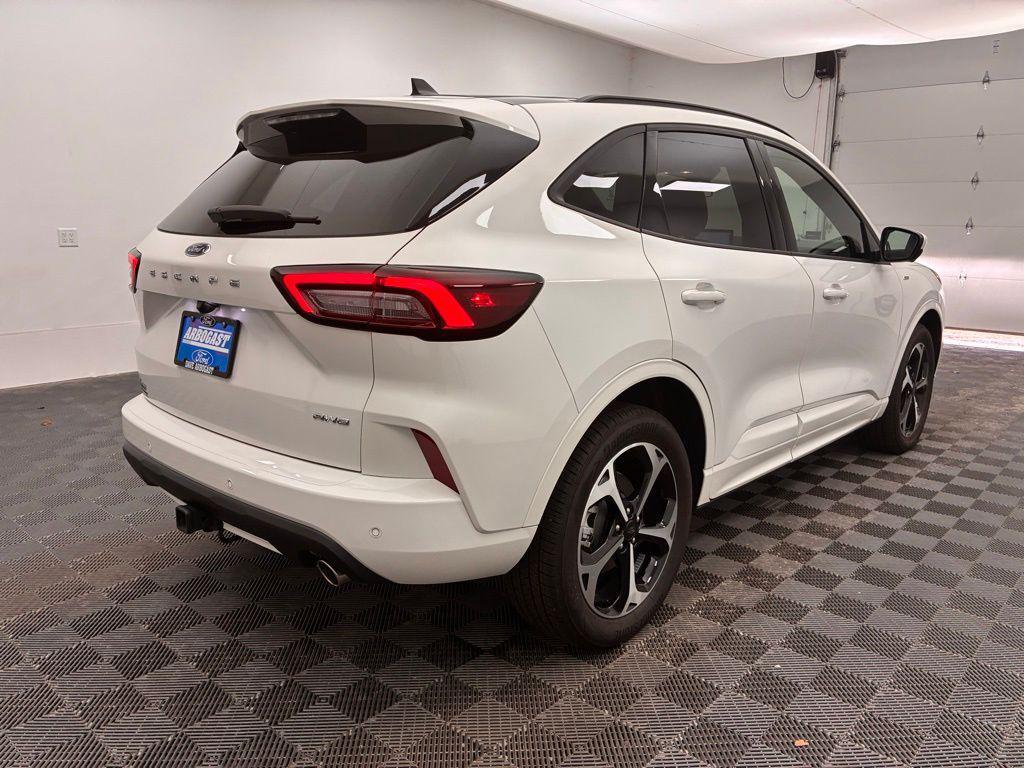 new 2024 Ford Escape car, priced at $34,999