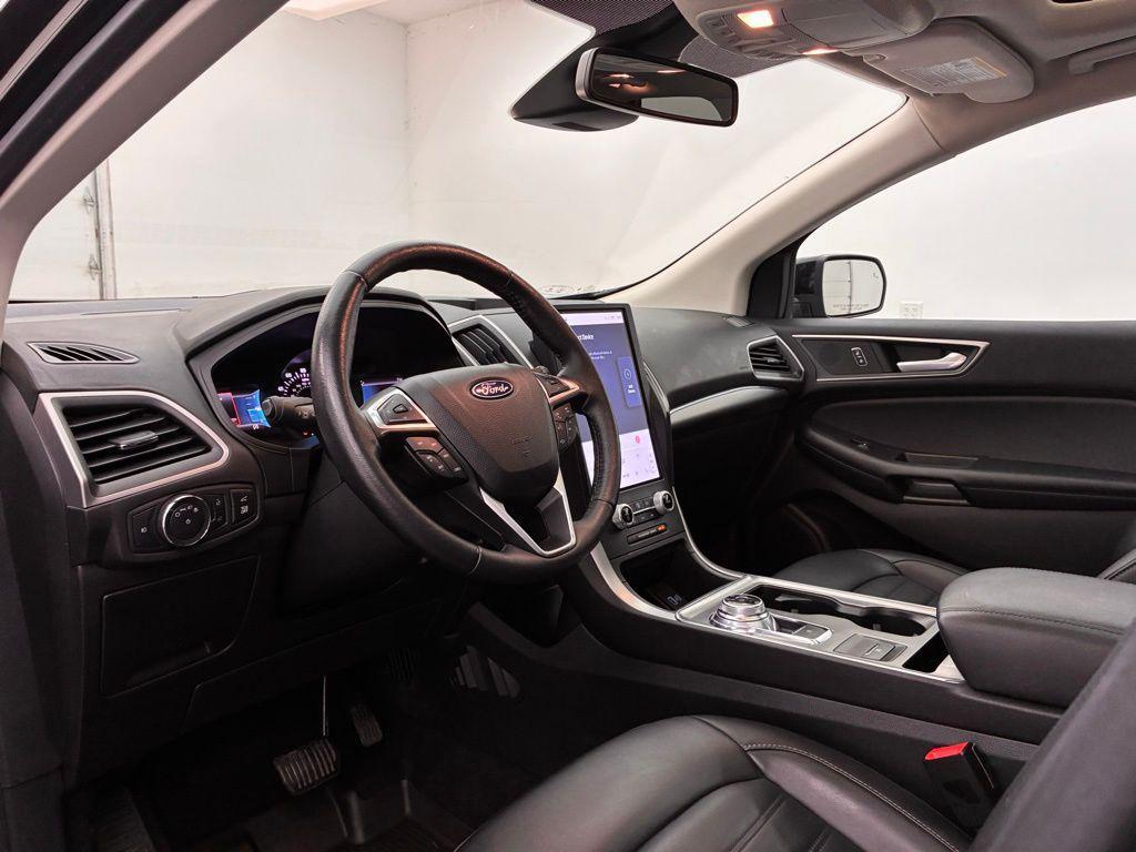 used 2022 Ford Edge car, priced at $25,195